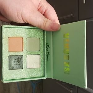 Lime crime Holidaze makeup